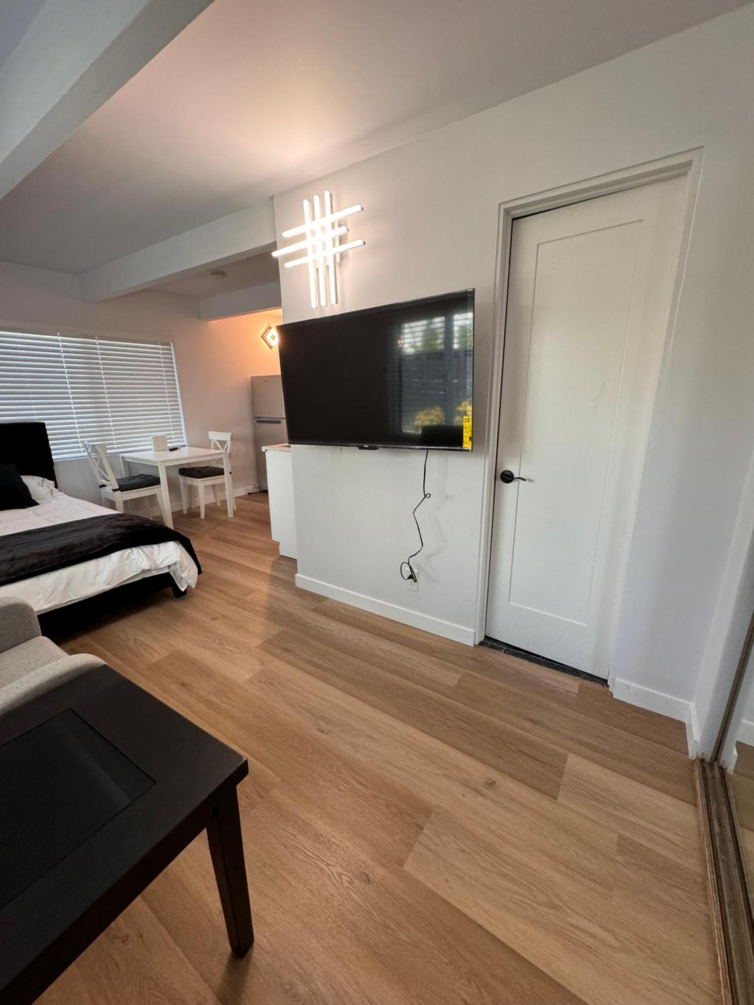 Modern Studio Stylish &Cozy Back Unit Los Angeles Exterior photo