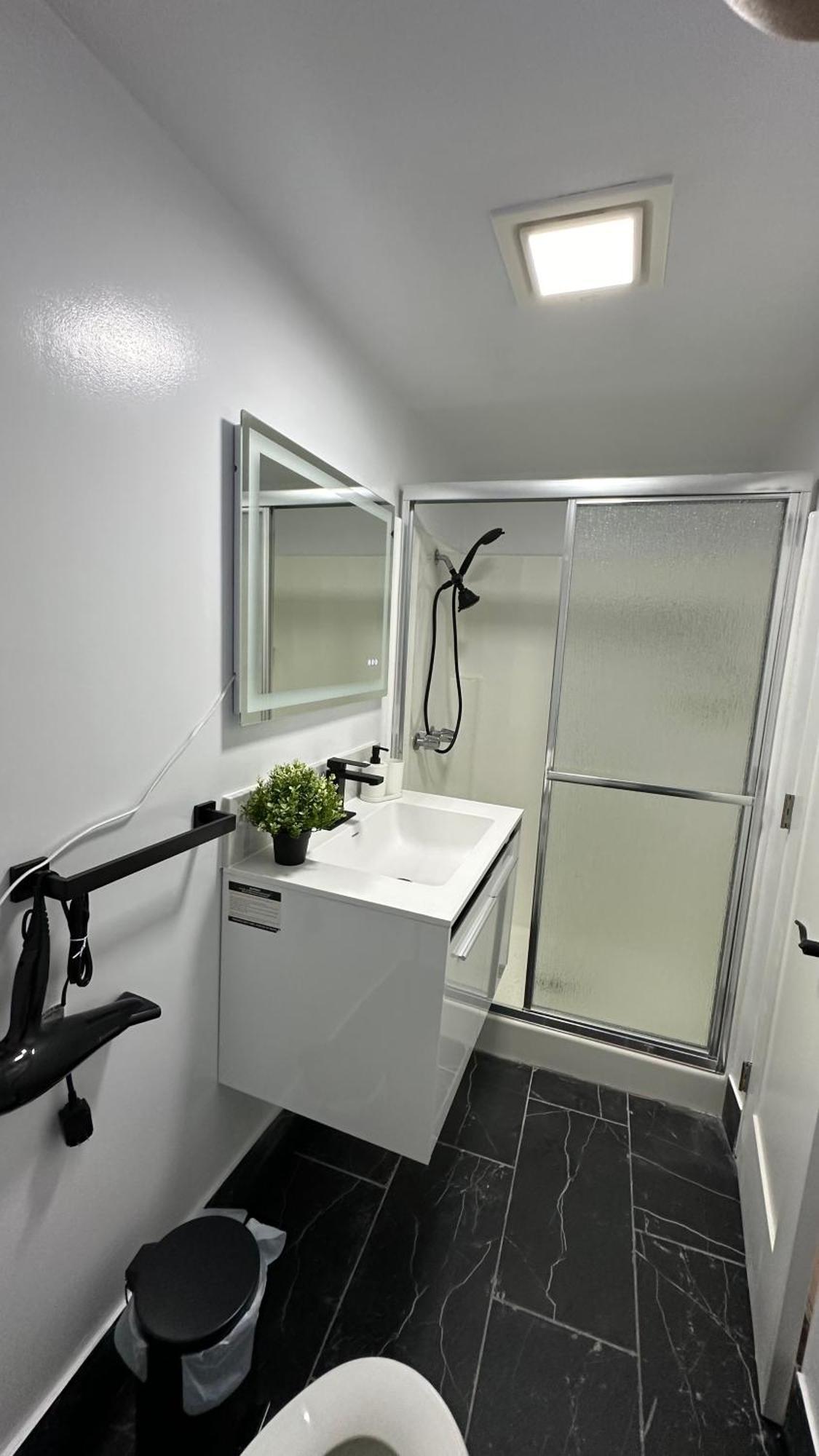 Modern Studio Stylish &Cozy Back Unit Los Angeles Exterior photo